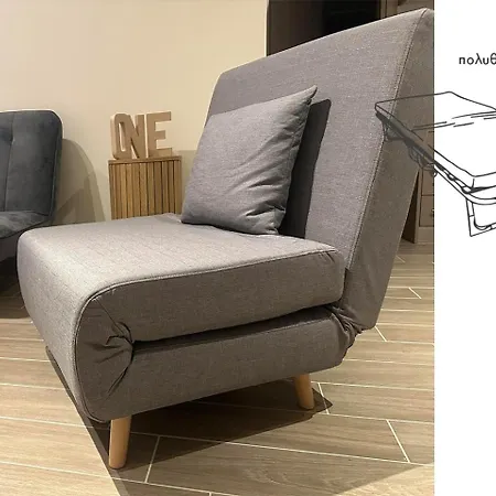 Kinfeels' Downtown Larissa