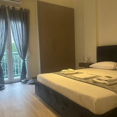 Kinfeels' Downtown Apartment *